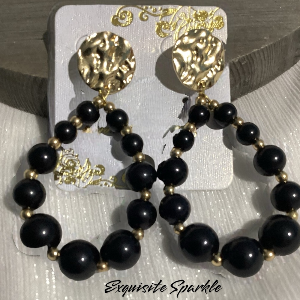 💋Trendy Black & GoldTone Beaded Water Drop Style Post Back Drop Earrings